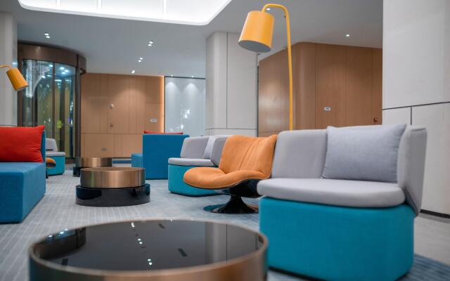Holiday Inn Express Shenzhen Longhua by IHG