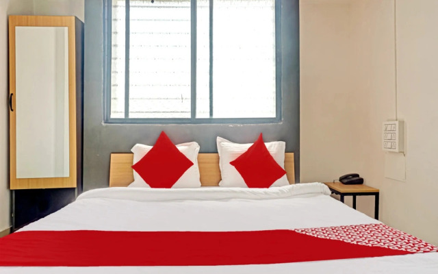 Hotel Green Leaves by OYO Rooms