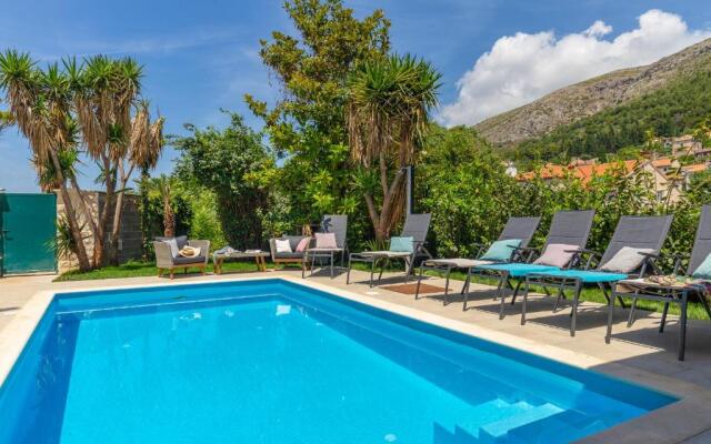 Hedera Estate, Villa Hedera II
