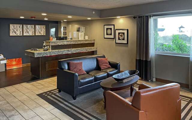 Quality Inn Clinton North