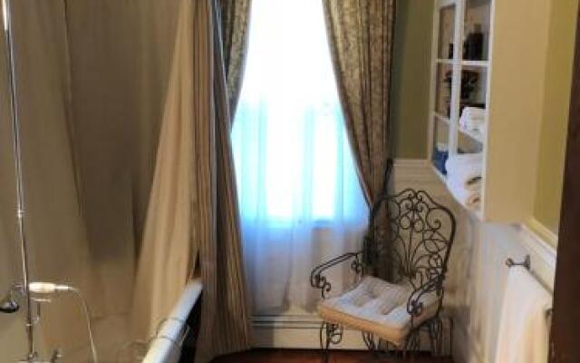 Penley House Bed  Breakfast