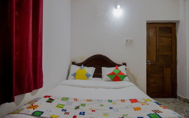 OYO 14233 Home Seaside 2BHK Calangute Beach