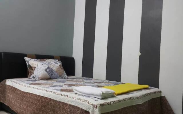 Noor Homestay