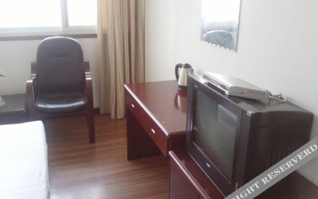 Jiangyan District Jingning Hotel