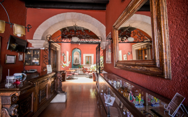 Pórtico Hotel & Galería