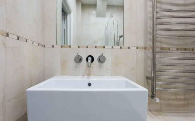 1 Bedroom Apartment in Notting Hill Accommodates 2