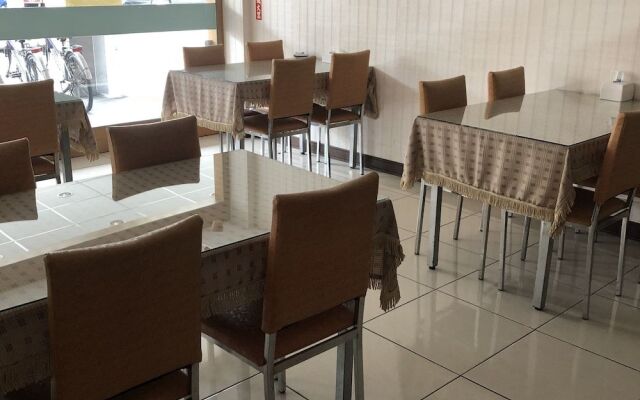 Ying Lun Hotel