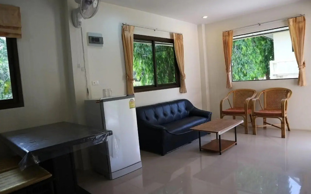 Baan Saensook Villas