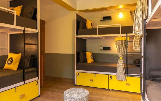 The Hosteller Mussoorie, Mall Road