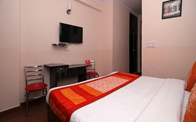 Hotel City Rooms Greater Noida by OYO Rooms