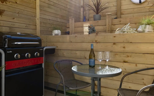 Ty Hapus - Close to Beach and Town