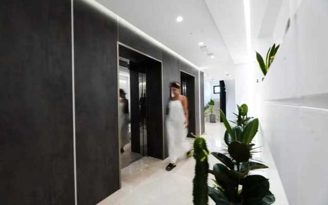 Naos Luxury Hotel