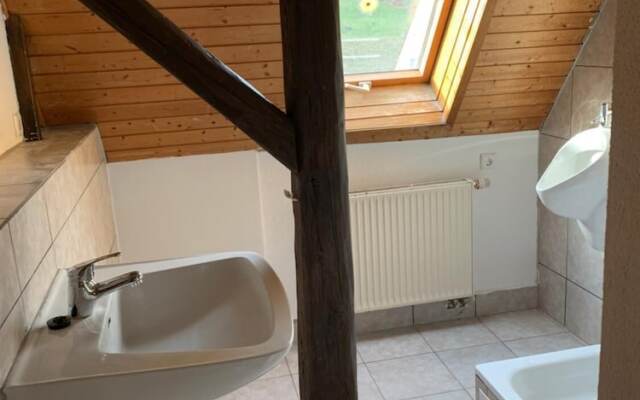 AB Apartment Objekt 122 - Hostel
