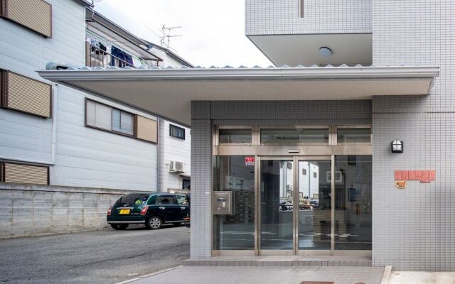 Tatsuya House 402