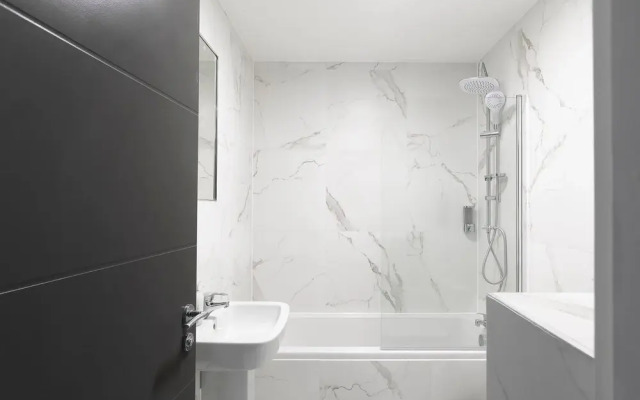 Skyvillion -vineyard Court Enfield 1bed Wbalcony