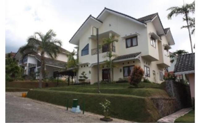 Q Villa Management