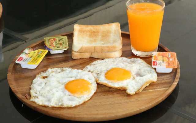 V Check Inn Sukhumvit 22