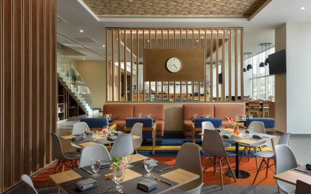 Hyatt Place Monterrey Valle