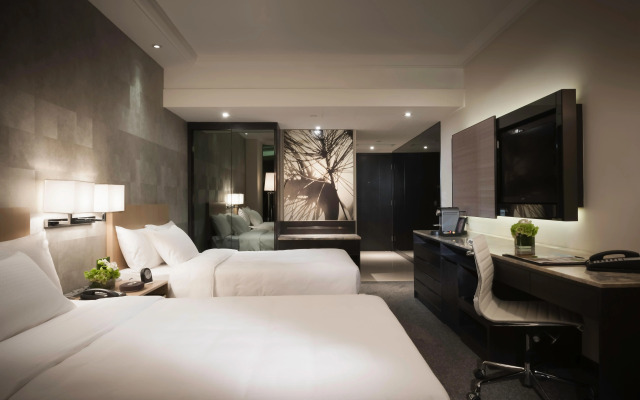 Gateway Hotel