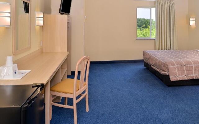 Baymont by Wyndham Kingdom City