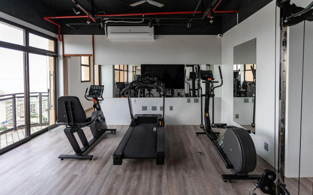 (902-B) Studio com Vista Mar e Comodidades