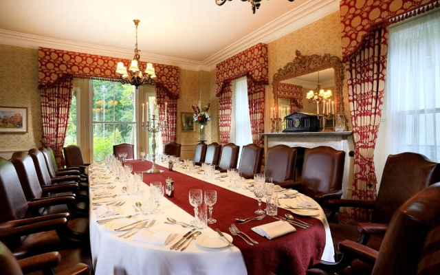 Macdonald Norwood Hall Hotel