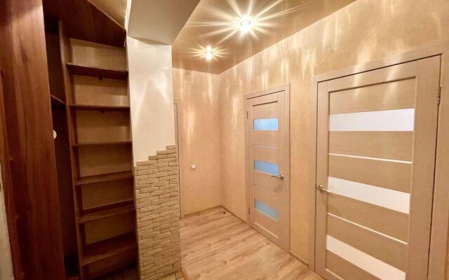 Home Hotel (Хоум Отель) на Сибиряков-Гвардейцев