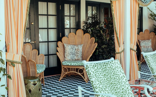 Lafayette Hotel & Club