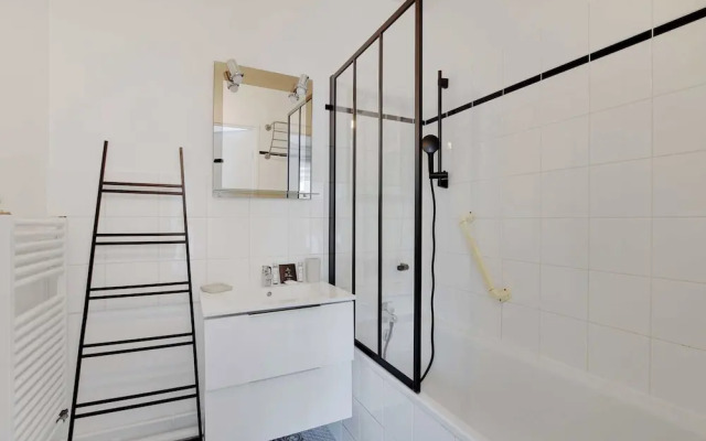 Cosy Apartment & Balcony -1br/4p- Levallois-perret