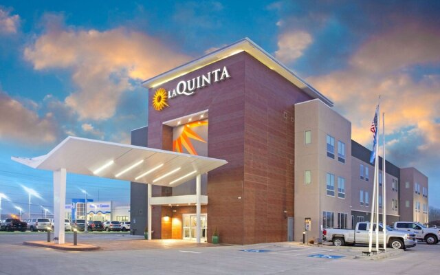 La Quinta Inn & Suites by Wyndham Ponca City