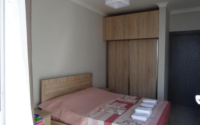 Apartment Abuseridze 5a