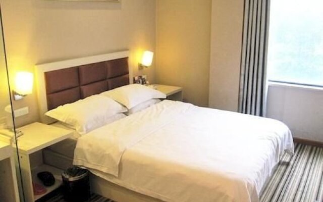 Set Chain Hotel