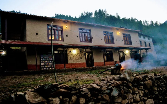 Retreat at Damaar