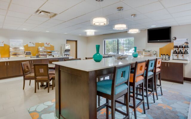 Holiday Inn Express I-95 Capitol Beltway-Largo by IHG