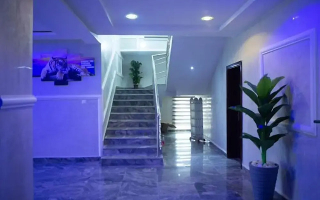 Mamma Chare Hotel