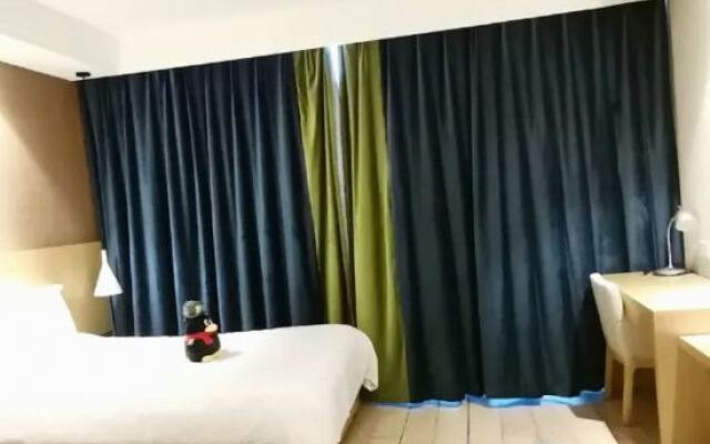 Jianshui Guotai Hotel