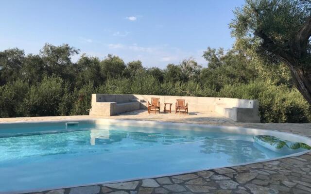 Paxos' Villa - Pool & AC