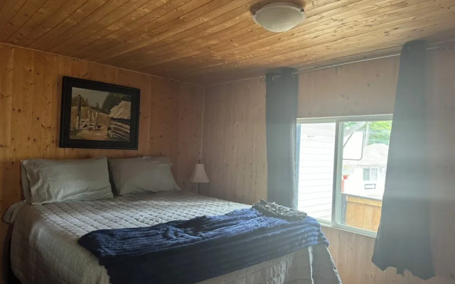 Alton Lodges