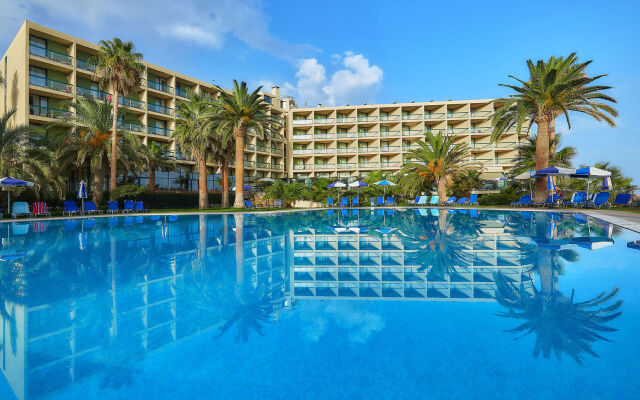 Sirens Beach and Village - All Inclusive