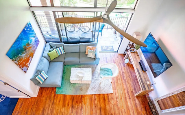 Luana Kai C-301 3 Bedroom Condo by RedAwning
