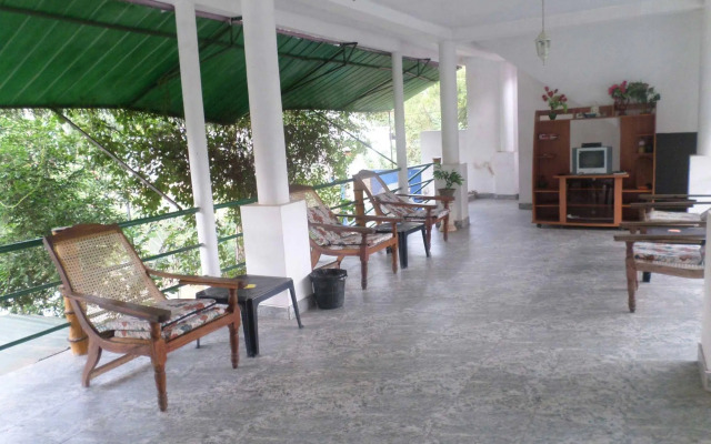 Vista Kandalama Gate