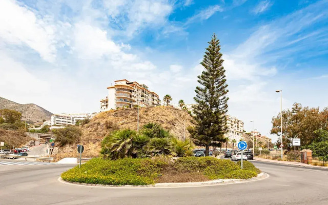 Sea View Apartment 2 Min Walk From the Beach