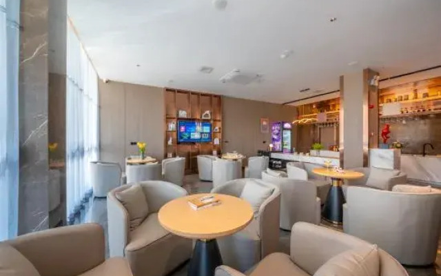 Chengji Hotel (Guigang National Culture Park)