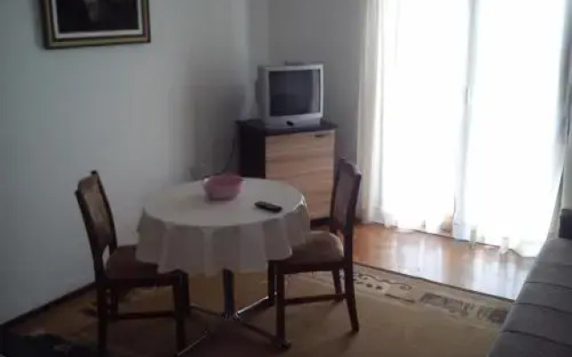 Nada Apartments