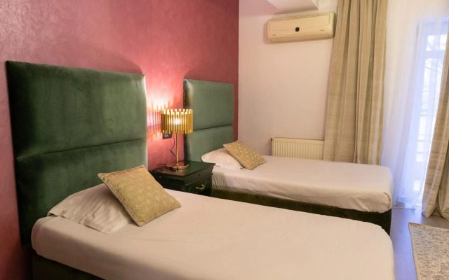 Phoenicia Suites