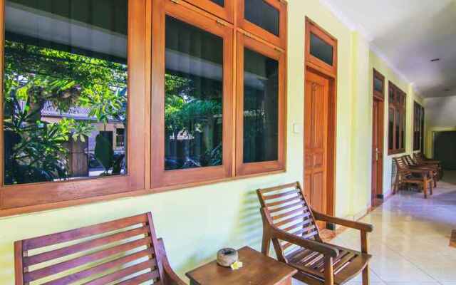 Puri Bunga Inn
