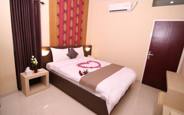 玛琅达勒姆阿梗高级宾馆(Dalem Ageng Premium Guest House Malang)