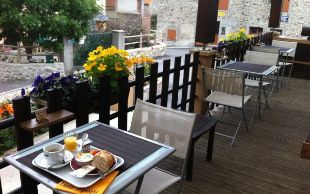 Hôtel Restaurant Le Lassus