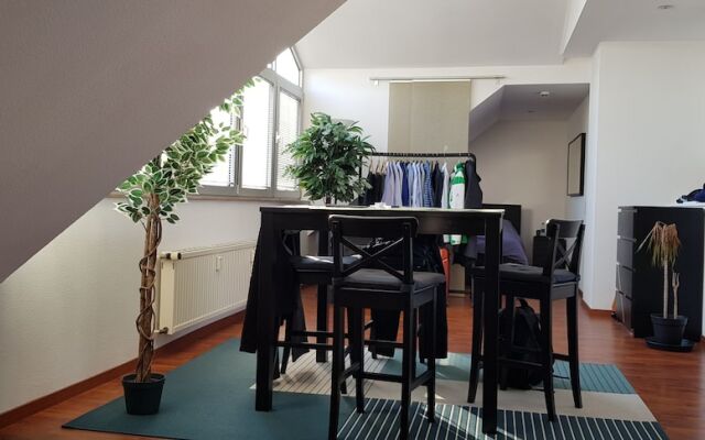 Tolstov Hotels Sunny Penthouse In City Center