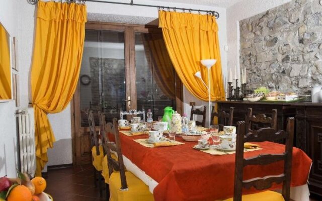 VILLA PINETINA Luxury B&B